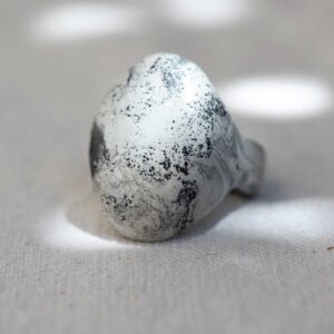 White Sculpted Ring. Size 7. - Image 2