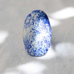 Sculpted Blue Oval Ring. Size 7,5. - Image 2