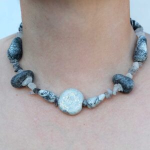 Sculpted Necklace. - Image 2