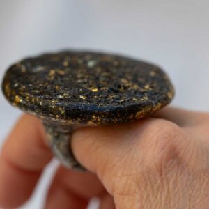Sculpted with Gold Ring. Size 7. - Image 3