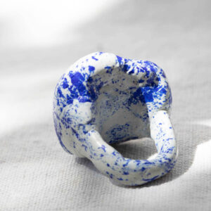 Sculpted Ring with Blue Glass. Size 6,5. - Image 4