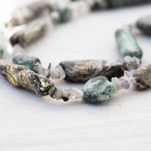 Sculpted Necklace with Glass. - Image 3