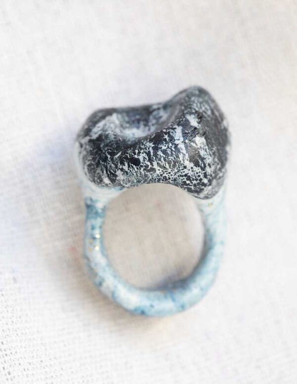 Sculpted Blue and Black Ring. Size 7.