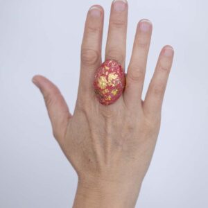 Oval Red Ring with Gold Leaf. Size 7. - Image 4
