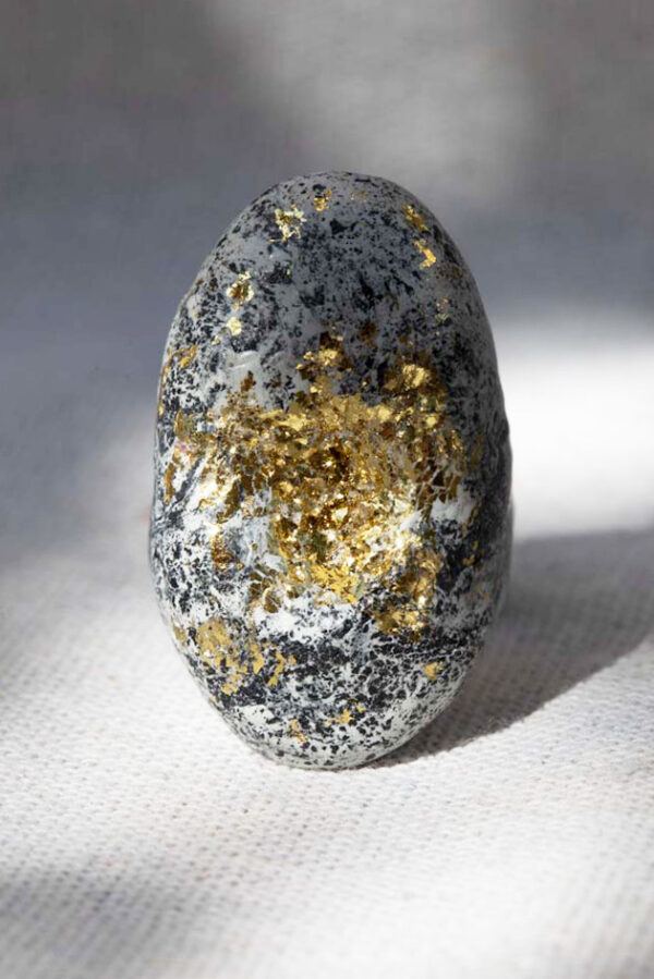 Oval Ring with Gold Leaf. Size 8.